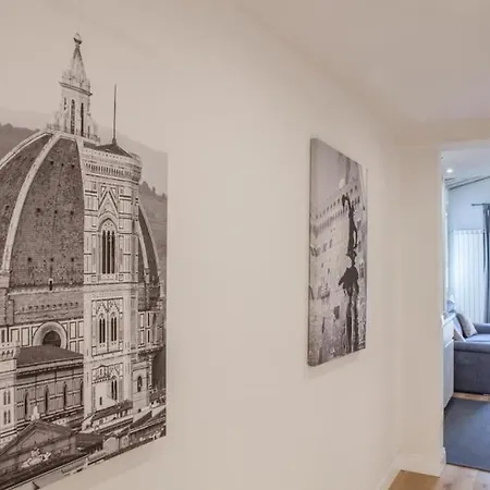 Di Charme A Due Passi Dalla Stazione Apartmán *